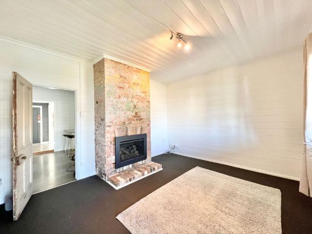 Charming Cottage in Millthorpe