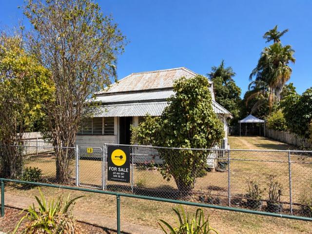 Charming Cottage in a Convenient Central Location