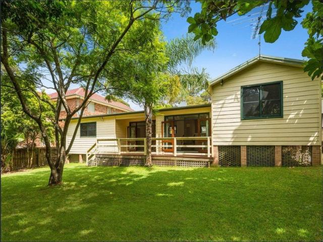 Charming Cottage in a Convenient Mona Vale Location