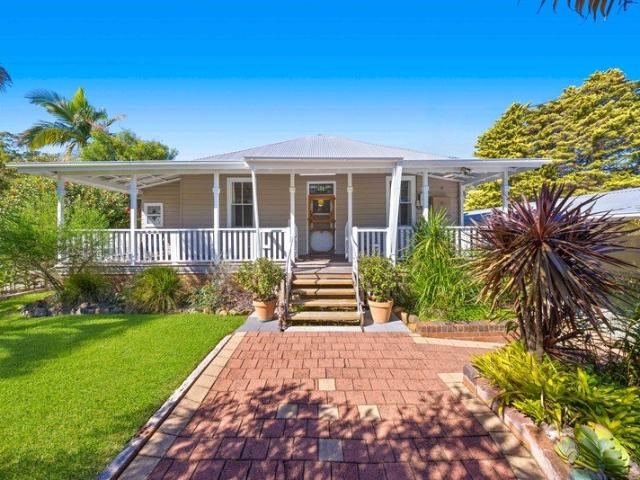 Charming Cottage Living with Space & Flexibility