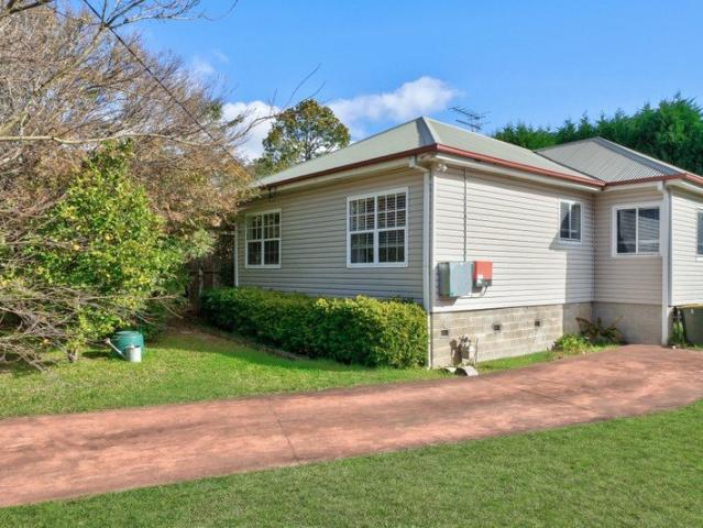 Charming Cottage Living in the Heart of Lawson