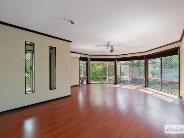 Charming Cottage Style Family Home with Spacious Garden