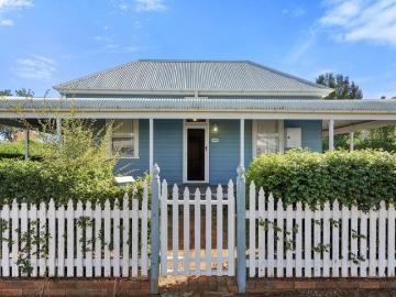 Charming cottage style home