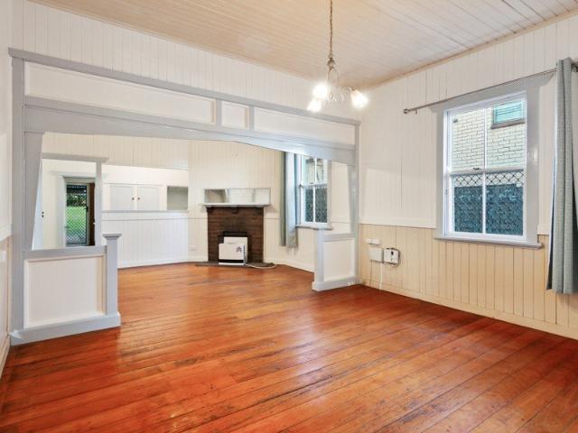 Charming Cottage | Walk to CBD