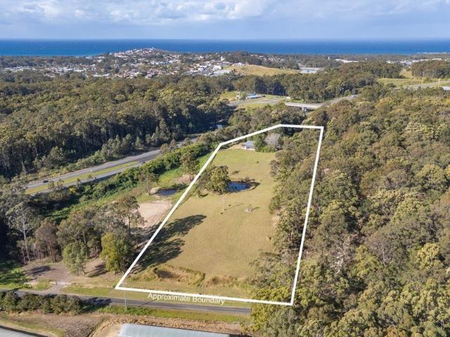 Charming Country Acreage with Space, Character & Potential in Woolgoolga
