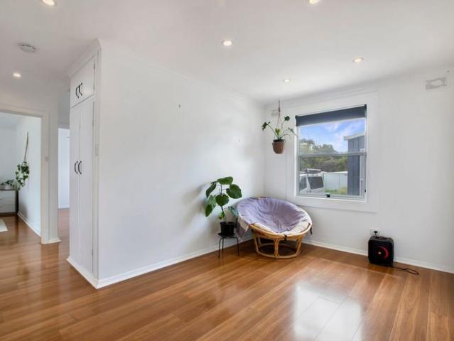Charming Country Cottage in Peaceful Wanilla