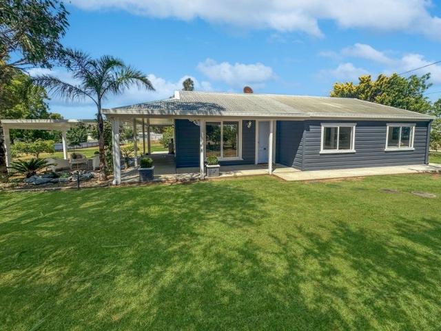 Charming Country Cottage with Endless Potential