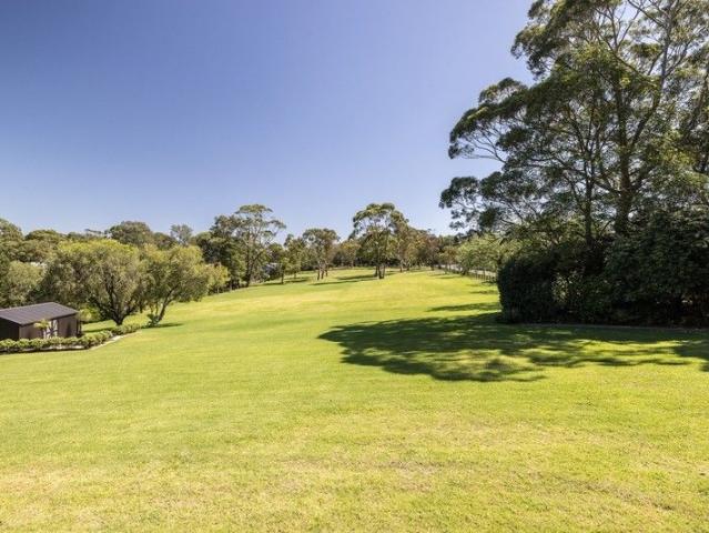 Charming country living with city convenience Exceptional 4.3 acres of arable land in the heart of Terrey Hills