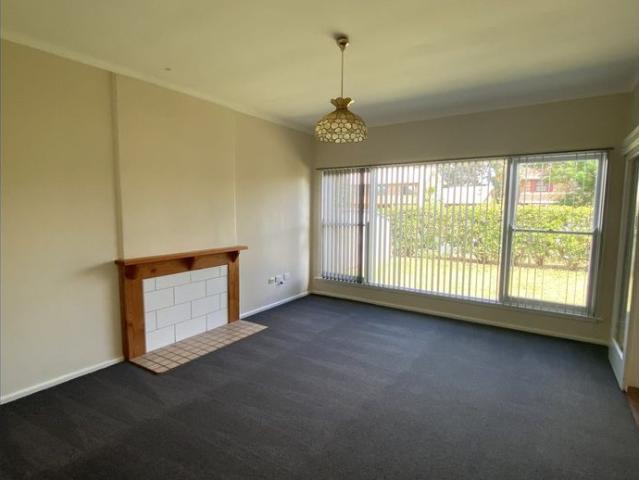 Charming Country Living in Dubbo 3 Bedroom Home for Rent