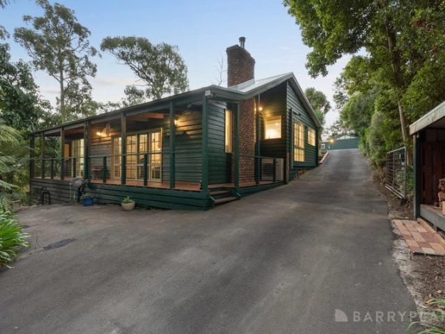 CHARMING COUNTRY LIVING ON 1,488M² WITH SUPERB OUTDOOR ENTERTAINING