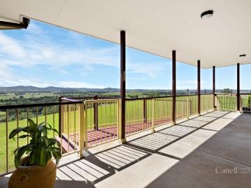 Country Charm on 1.16 Acres