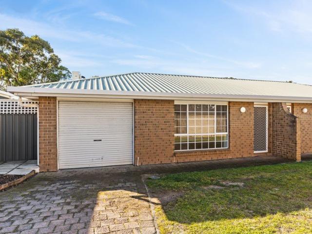 Charming Courtyard Living With Plenty Of Appeal
