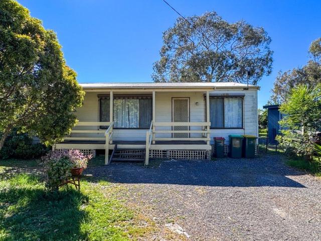 Charming Cowes Home!