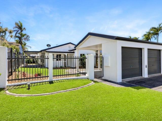 Charming & Cozy Home Within Walking Distance to JCU