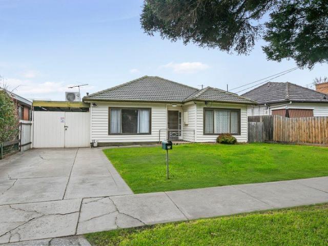 Charming Classic with Endless Potential at 7 Lloyd Avenue, Reservoir