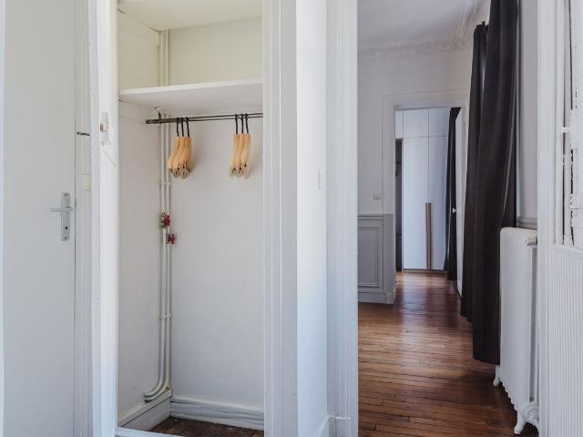Charming Clignancourt Apartment Your Parisian Retreat!, Paris Amsterdam Apartments for Rent