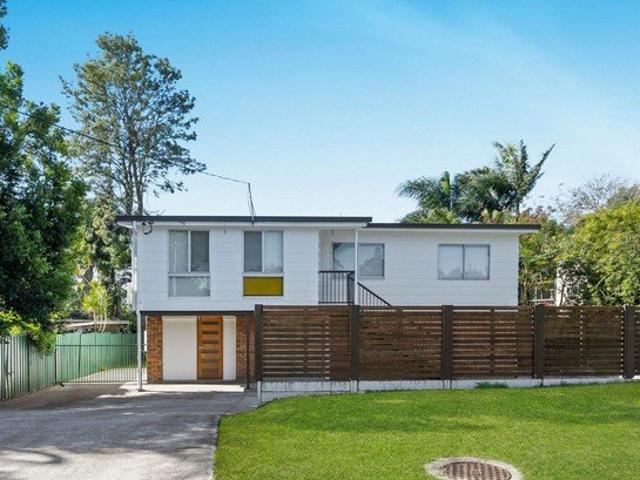 Charming Crestmead Home Awaits You!