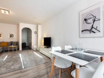 Charming, cute an fully furnished apartment located in Central Munich