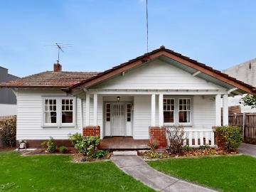 Charming Deepdene Home with Flexible Living Spaces