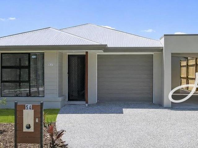 Charming Detached Duplex Easy Living in the Heart of Brassall