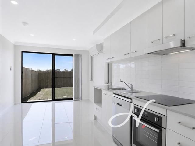 Charming Detached Duplex — Easy Living in the Heart of Brassall