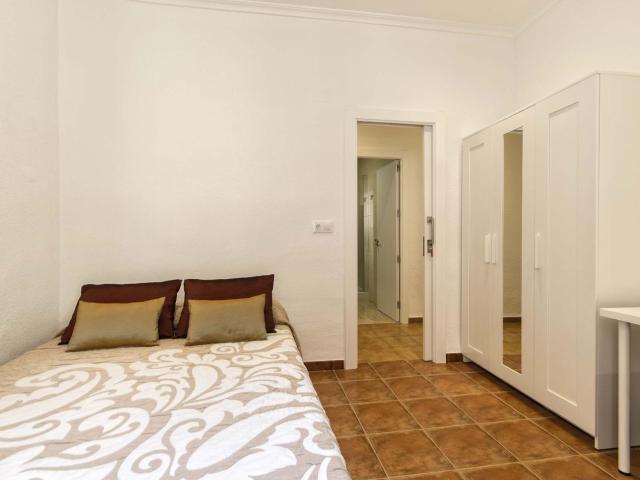 Charming double bedroom near Plaça Gabriel Miró