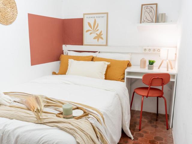 Charming double bedroom near the Diagonal metro