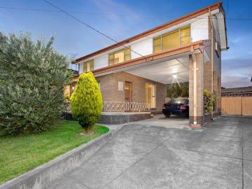 Charming Double Story Home with Endless Potential in Ballarat Central