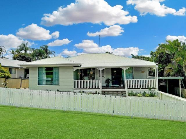 CHARMING DUNDOWRAN COTTAGE READY TO MAKE YOUR OWN