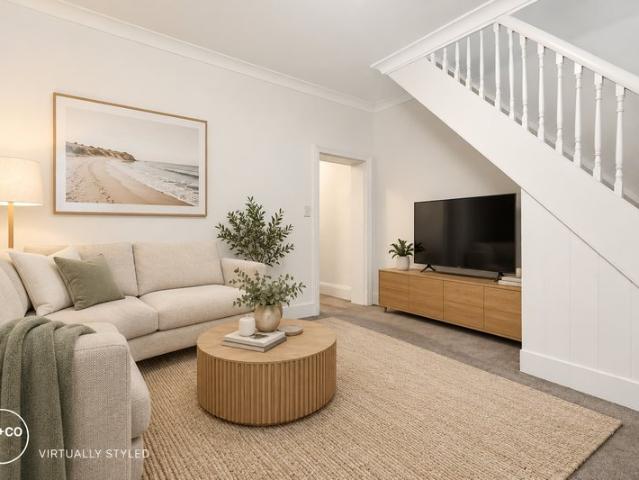 Charming Dual Level Terrace in the Heart of Newtown!