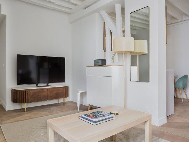 Charming Duplex in Le Marais, Paris Awaits You, Paris Amsterdam Apartments for Rent