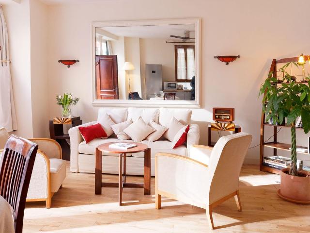 Charming Elegant Warm 1B Flat, 592 Ft, Montmartre, Paris Amsterdam Apartments for Rent