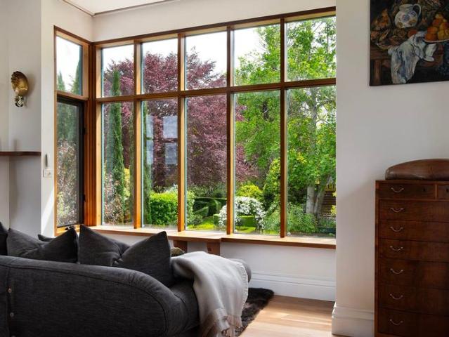 Charming English inspired home in a Private Garden Sanctuary