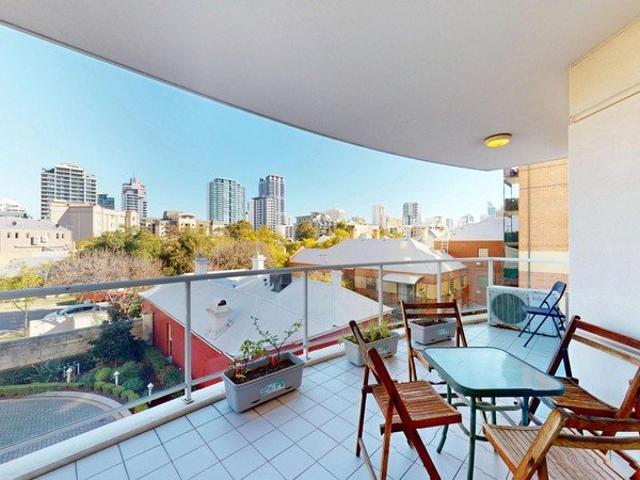 Charming Executive Apartment with City Views Fully Furnished & Ready to Enjoy!