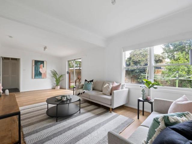 CHARMING FAMILY HOME