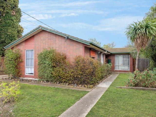 Charming Family Home with Spacious Backyard