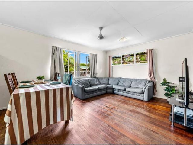 Charming Family Home with Spacious Yard in Convenient Riverview Location