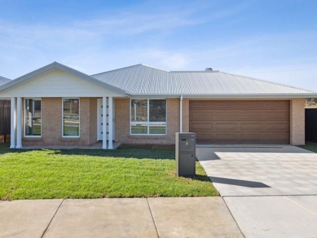 Charming Family Home at 8 Nell Way