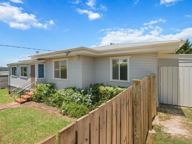 Charming Family Home Close to Toowoomba City Centre