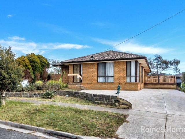 Charming Family Home for Lease 15 Michelle Drive, Hampton Park