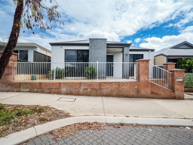 Charming Family Home for Rent in Banksia Grove