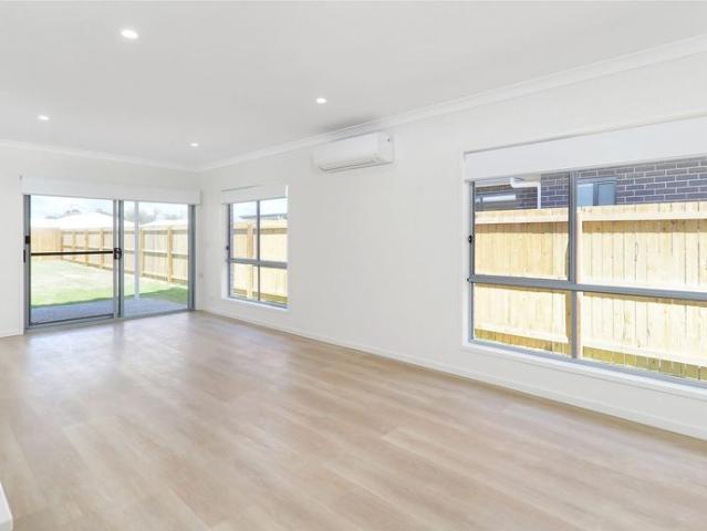 Charming Family Home for Rent in Browns Plains: A Perfect Blend of Comfort and Convenience!