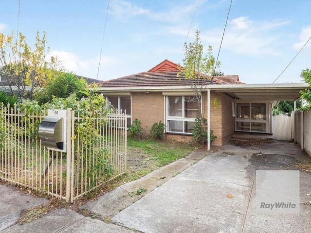 Charming Family Home in the Heart of Deer Park