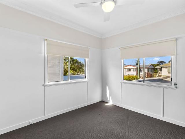 Charming Family Home in the Heart of Hendra!