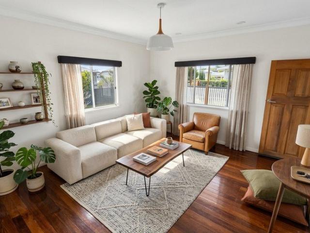 Charming Family Home in the Heart of Hendra!