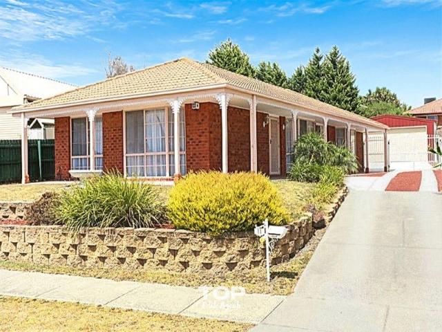 Charming Family Home in the Prestigious Maramba Estate