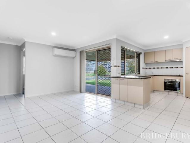 Charming Family Home in Upper Coomera