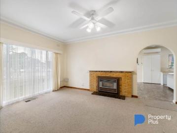 Charming Family Home in a Convenient Golden Square Location