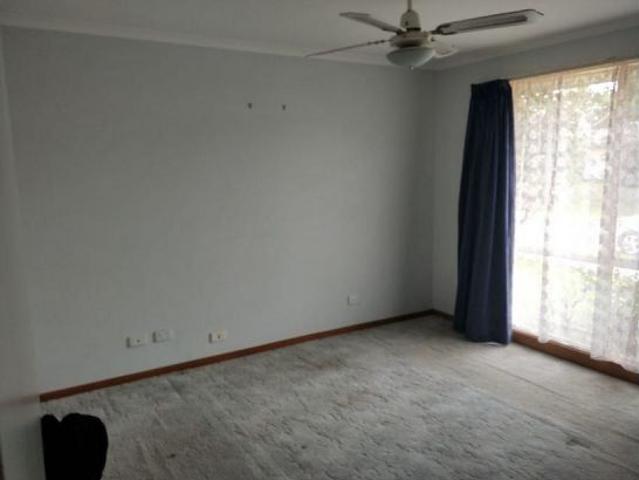 Charming Family Home in a Convenient Pakenham Location