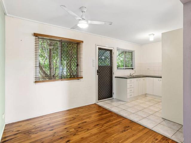 Charming Family Home in a Peaceful Bray Park Location
